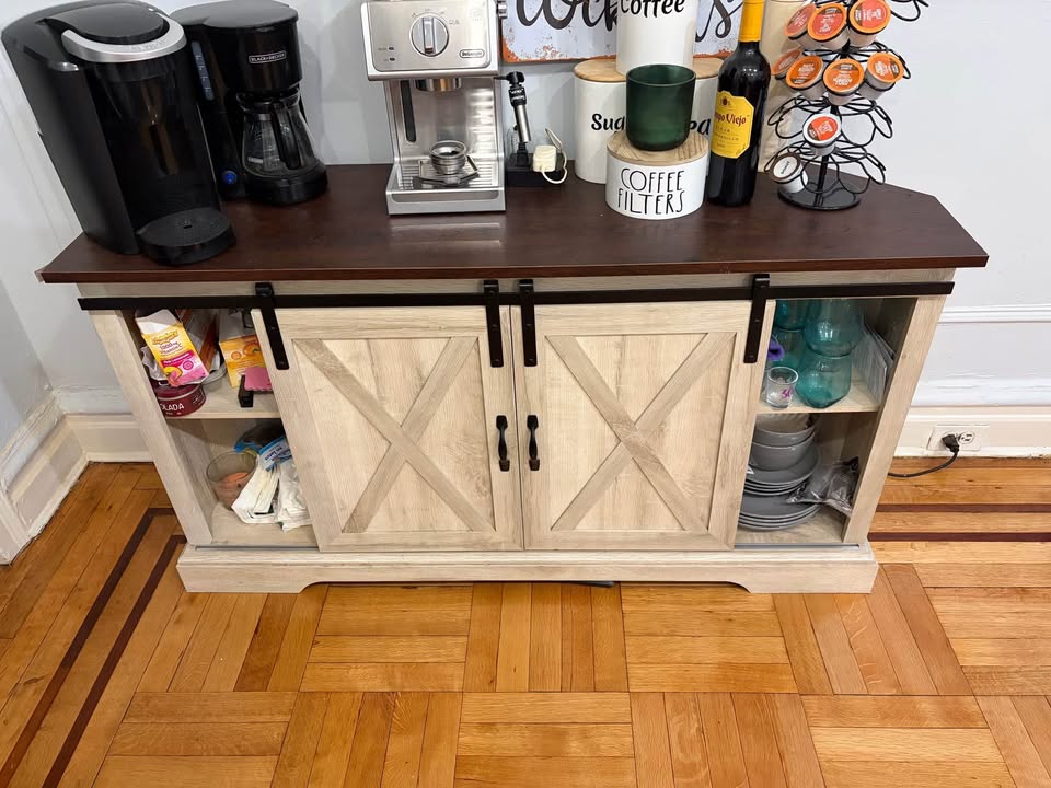 Coffee bar with barn doors. - photo 2