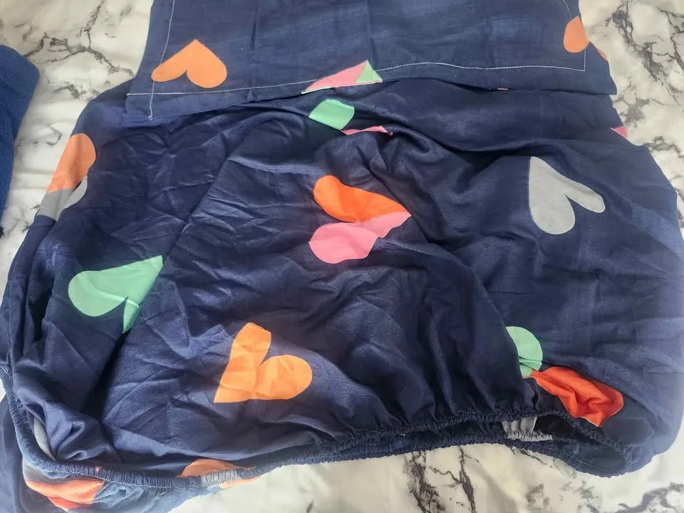 Twin/Double Bedsheets – Soft, Stylish & Comfortable! 🛏️ image indicator(5)