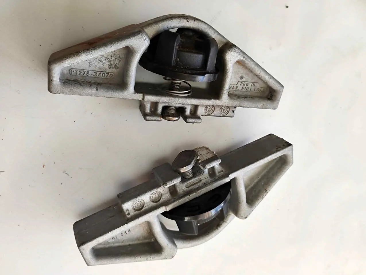 Swgaunc Truck Bed Anchors for Toyota Tundra (2007–2021) thumbnail