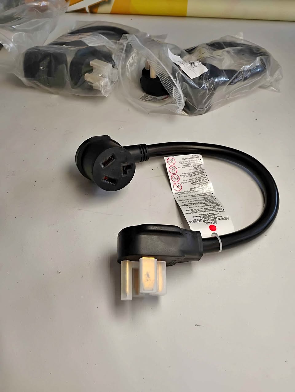 ONETAK NEMA Adapter 4-Prong to 3-Prong Welder/Dryer