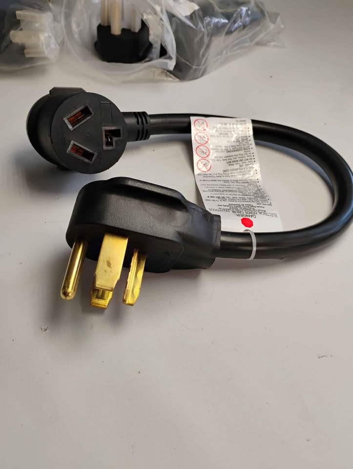 ONETAK NEMA Adapter 4-Prong to 3-Prong Welder/Dryer - photo 3