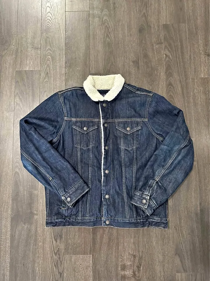 Gap Sherpa-Lined Denim Jacket thumbnail