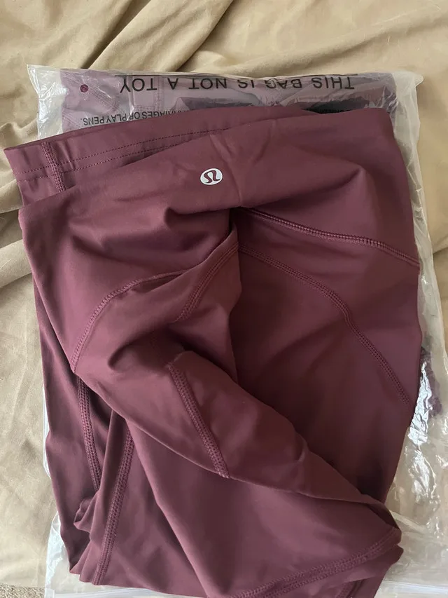 Women’s Active Set image indicator(5)