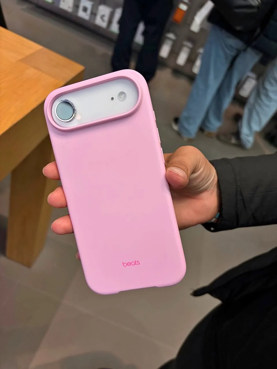 Beats iPhone Air Case - Pebble Pink thumbnail