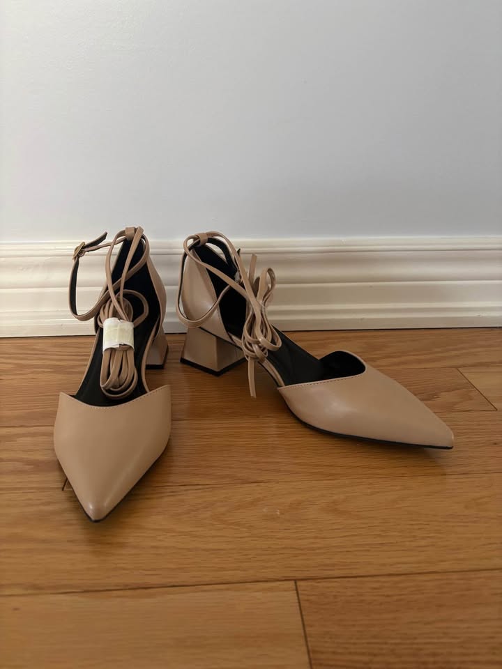 Elegant Tan Heels - photo 2