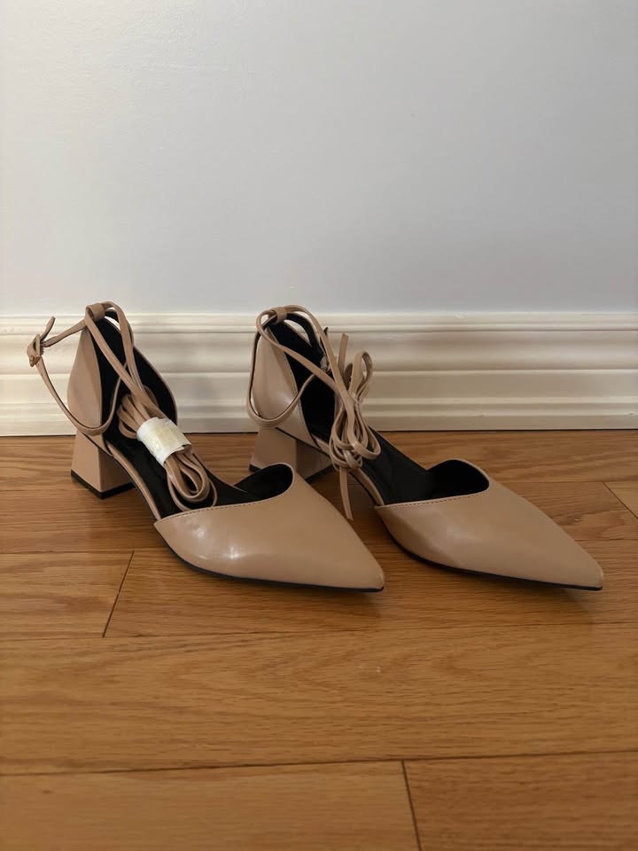 Elegant Tan Heels - photo 3