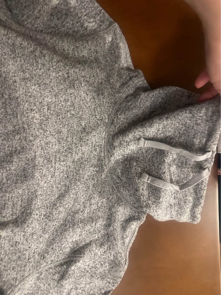Cozy sweater - photo 4
