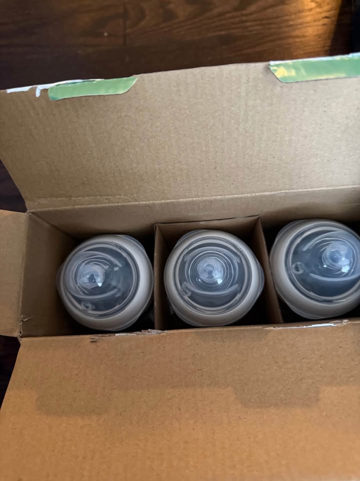 NEW 3 Glass Baby Bottles 0m+ - photo 3