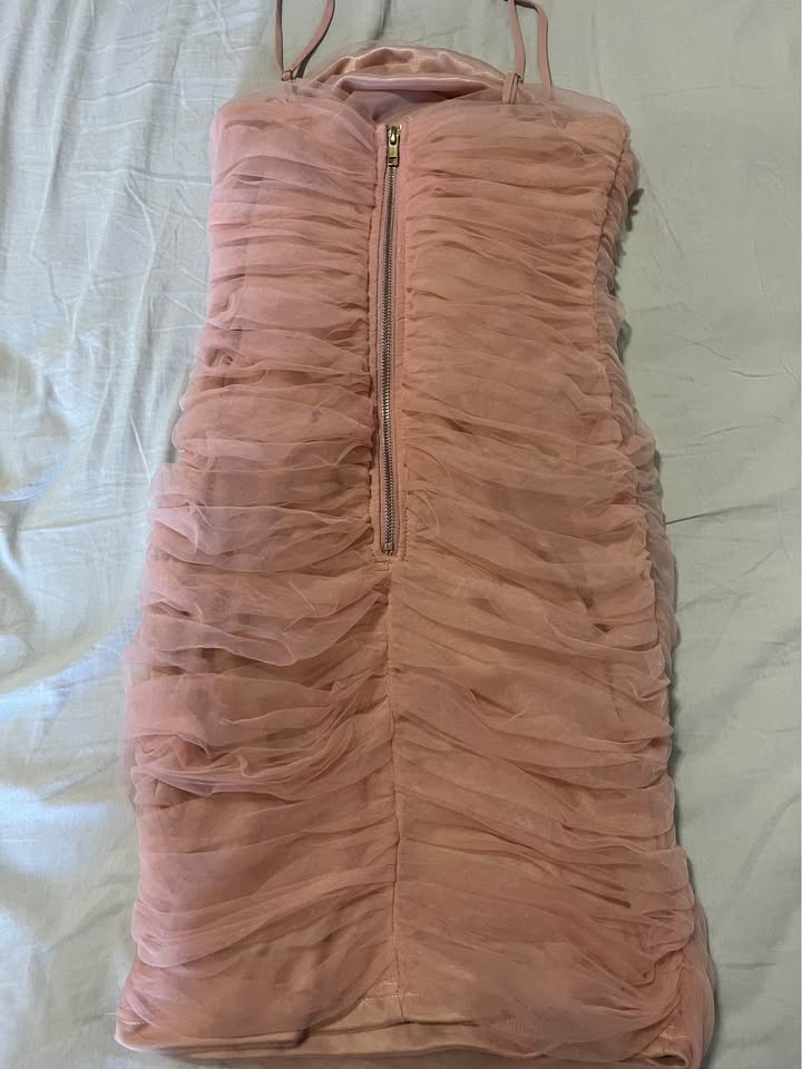 BooHoo Women's Dress - photo 4