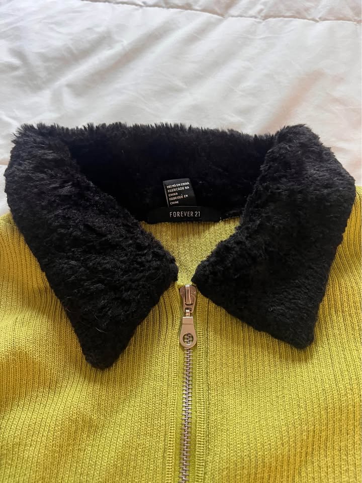 Grinch green sweater with black faux fur accents - photo 2