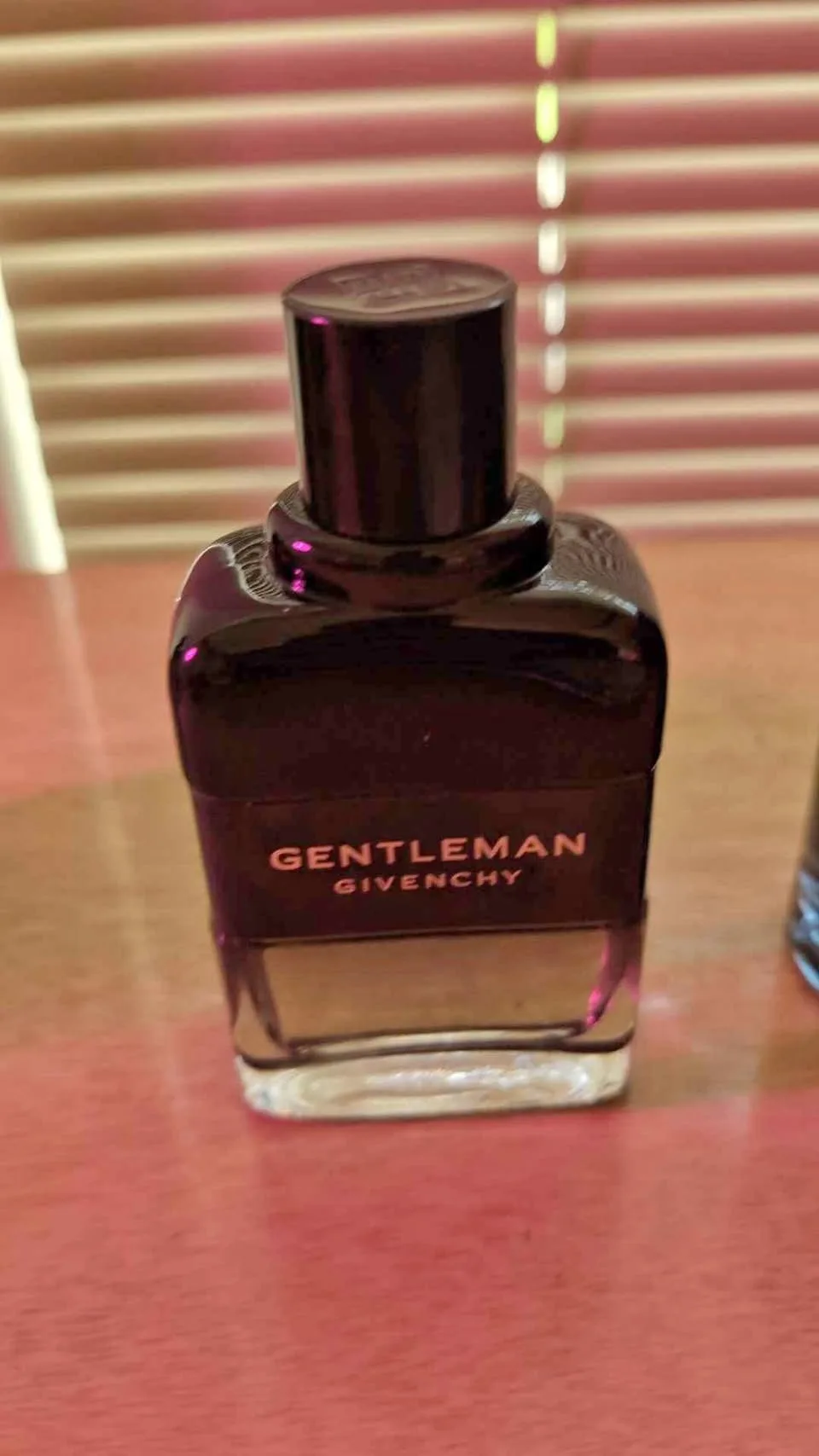 Gentleman givenchy 100ml (90%)