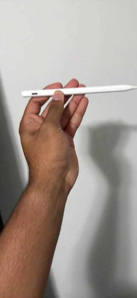 IPAD ROSE GOLD 7TH GENERATION - USED BUT LIKE NEW image indicator(6)