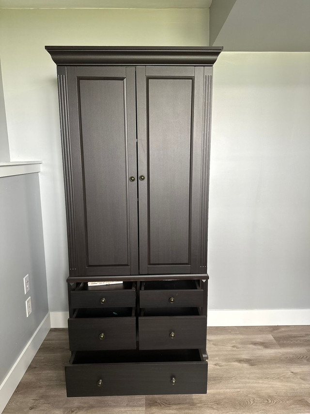 Like new Armoire