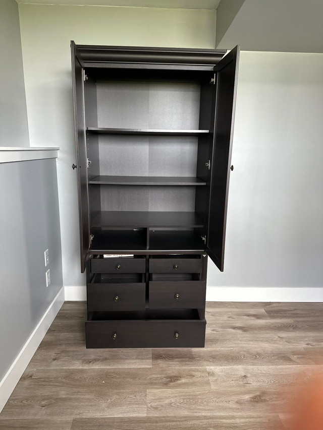 Like new Armoire - photo 2