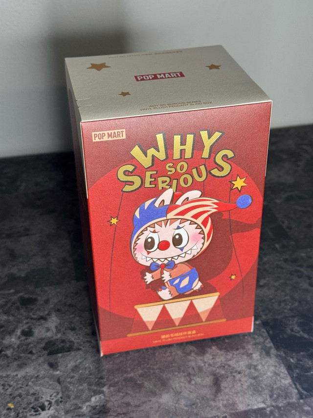 Labubu Juggling Clown BNIB on hand - photo 2