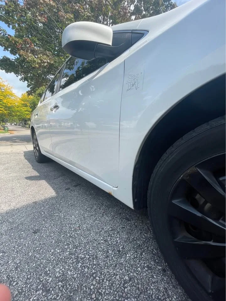 2013 Nissan Sentra image indicator(2)