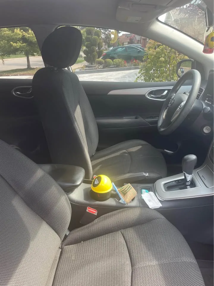 2013 Nissan Sentra image indicator(8)