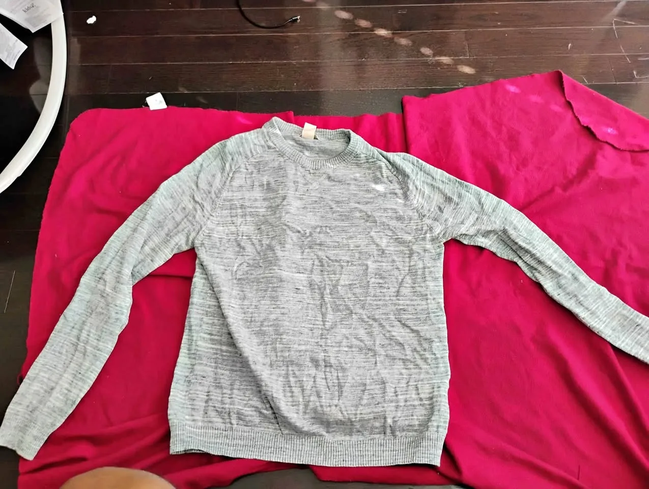 Men's long sleeve sweater thumbnail
