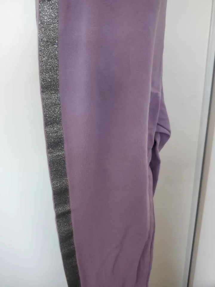 Cozy & Warm Fleece Hoodie with pants for Girls – Size M (7-8) 💙✨ image indicator(5)