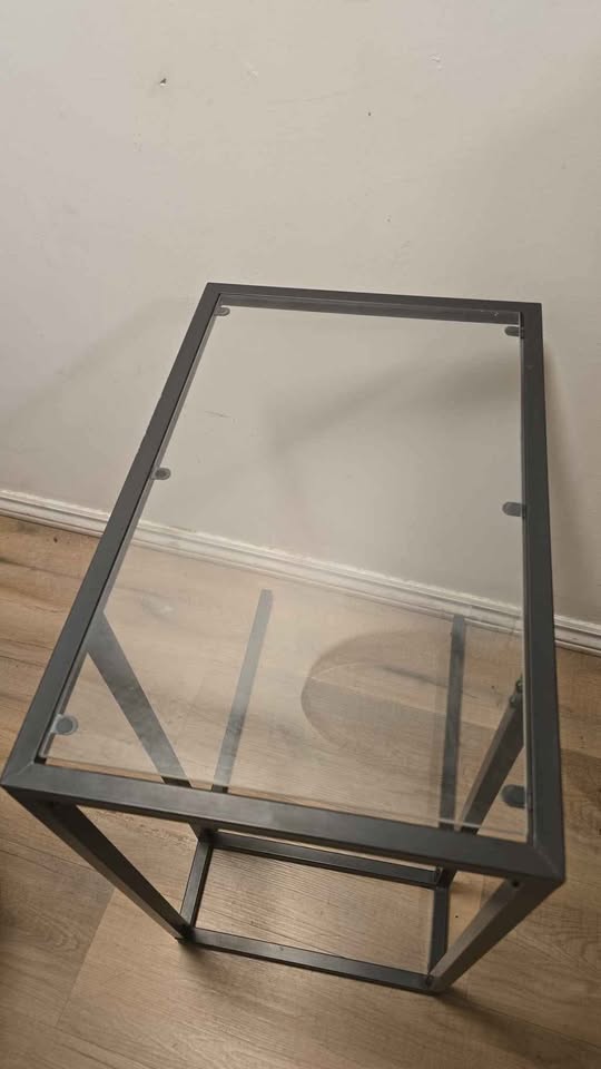 VITTSJÖ Laptop Stand – Black-Brown/Glass, 35x65 cm - photo 3