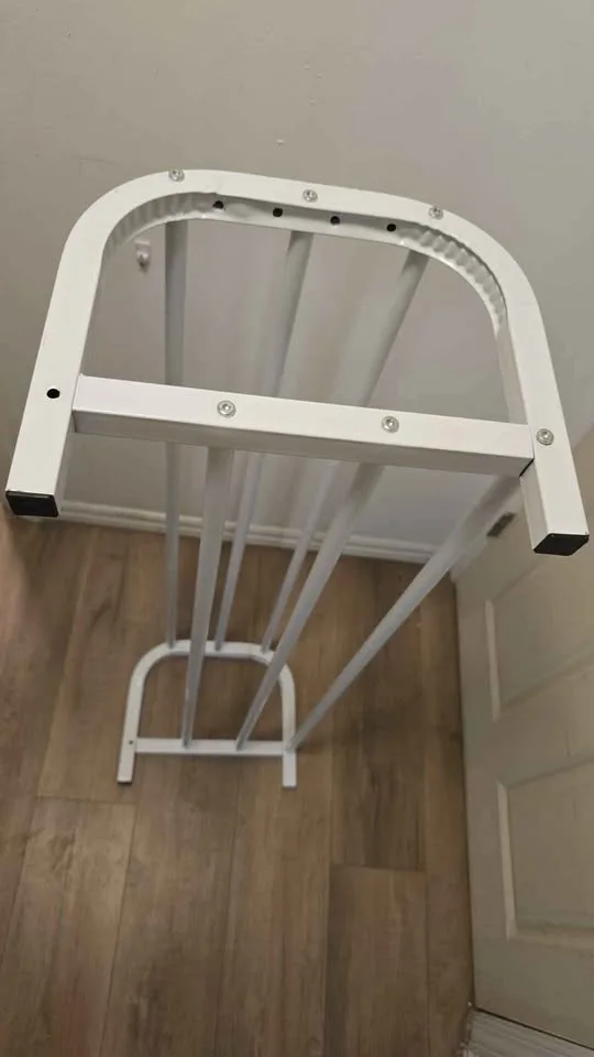 White Metal Shoe Rack – 110cm x 30cm x 30cm image indicator(2)