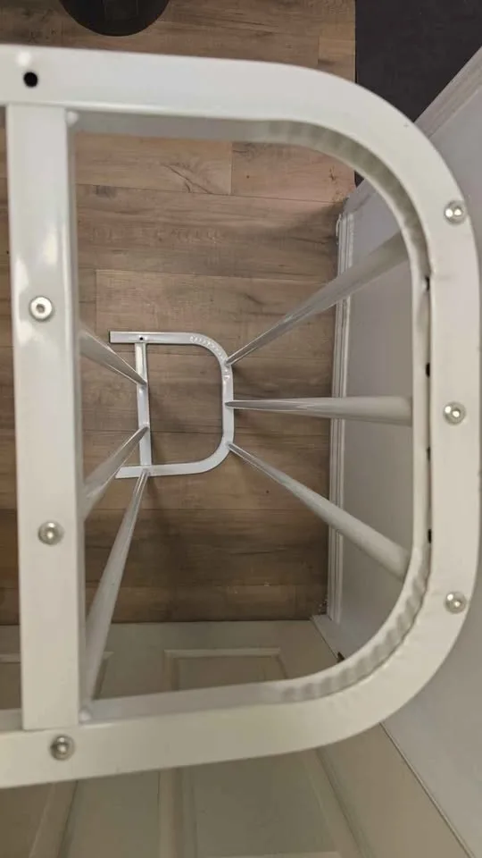 White Metal Shoe Rack – 110cm x 30cm x 30cm image indicator(3)