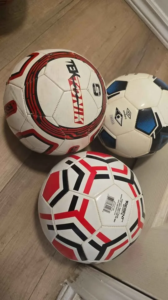 Sports Gear – Footballs, Basketballs & Bags (Bundle) image indicator(2)