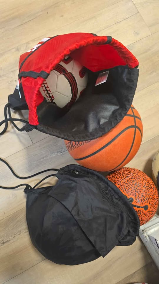 Sports Gear – Footballs, Basketballs & Bags (Bundle) - photo 4