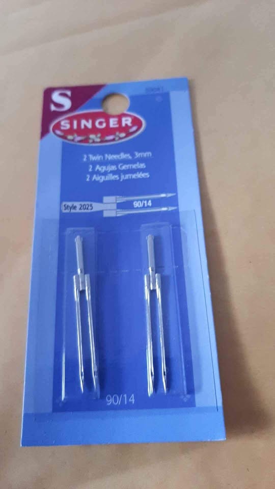 12 3mm Twin Sewing Needles by Singer Style 2025 - photo 3