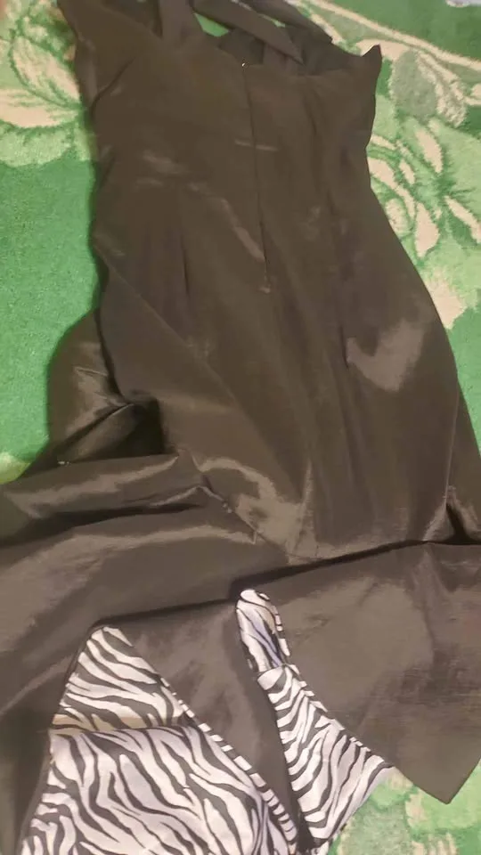 Party dress image indicator(3)