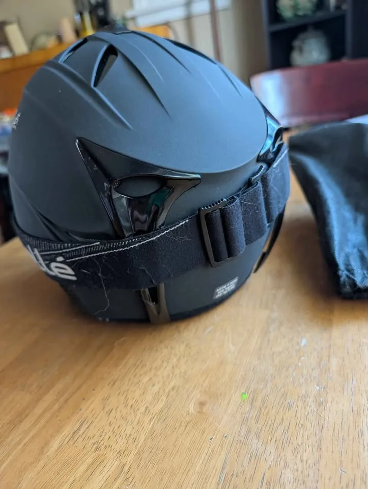 Bolle snowboard helmet and goggles image indicator(2)