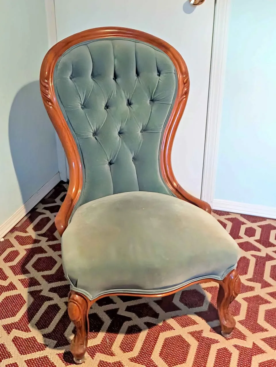 Beautiful Antique chair