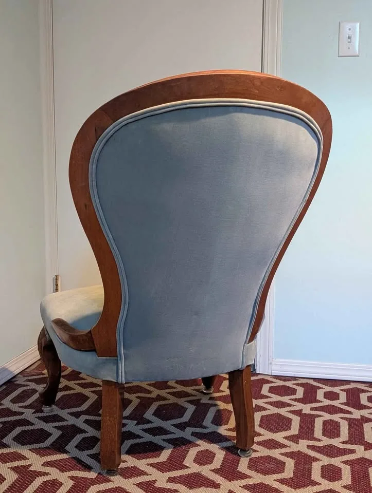 Beautiful Antique chair image indicator(3)