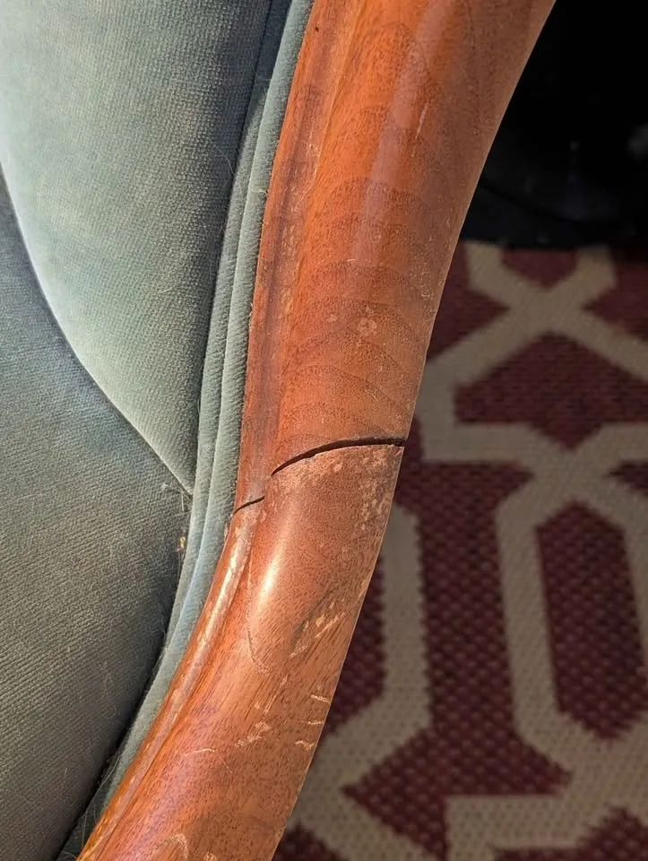 Beautiful Antique chair image indicator(6)