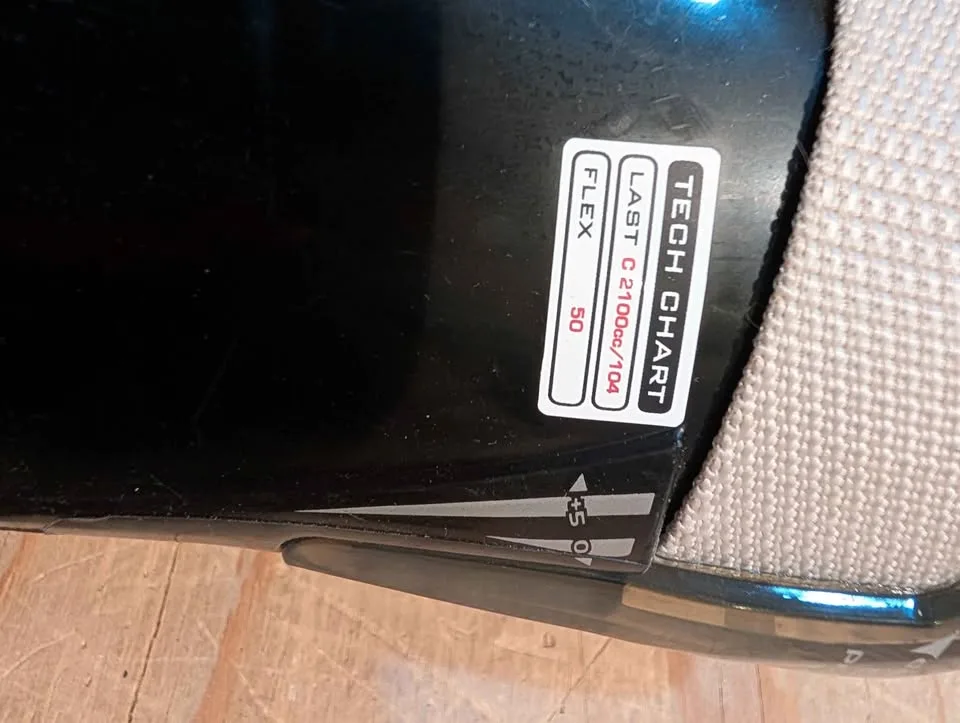 Women's Head skis, Size 6 Head boots image indicator(4)