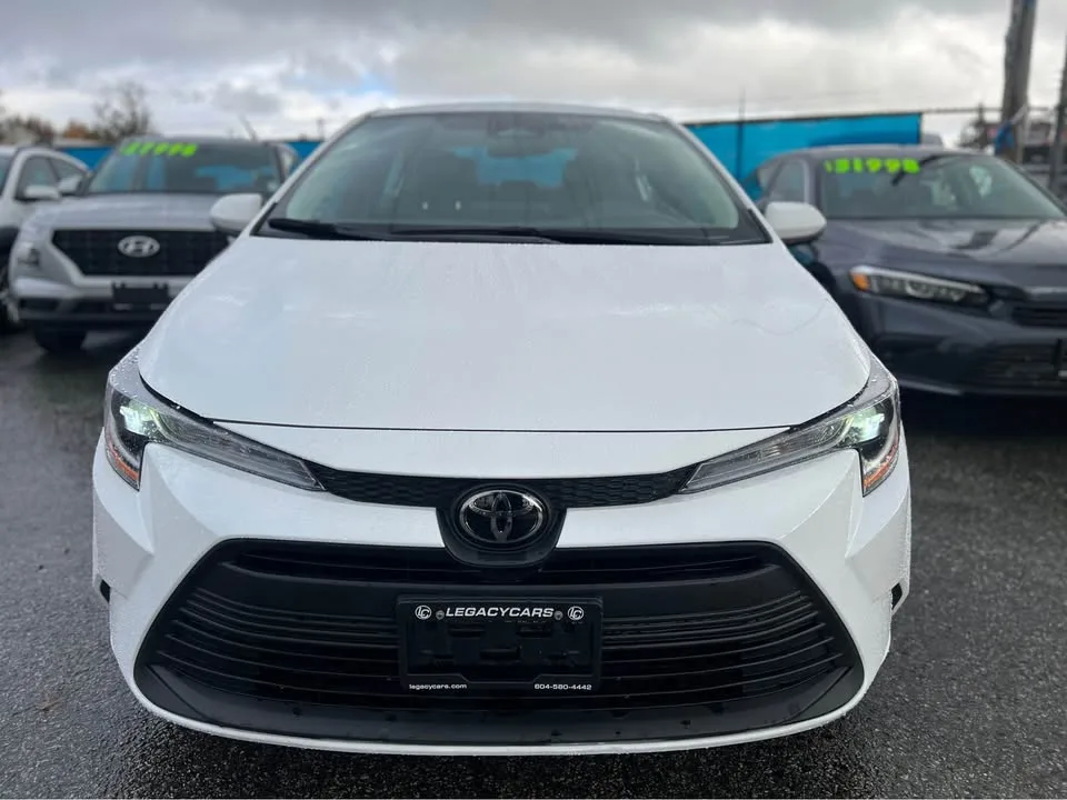 2023 Toyota Corolla image indicator(2)