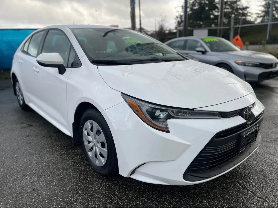 2023 Toyota Corolla image indicator(3)