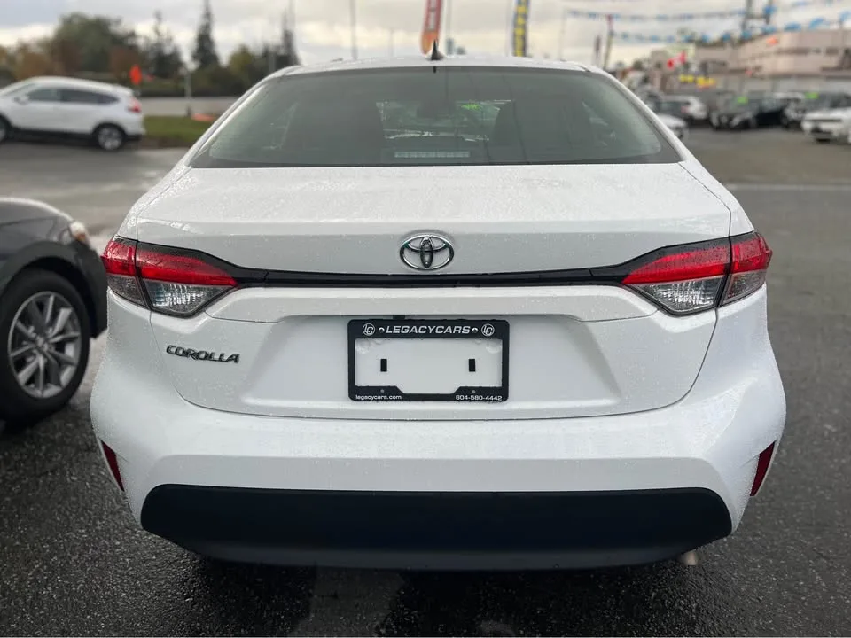 2023 Toyota Corolla image indicator(5)