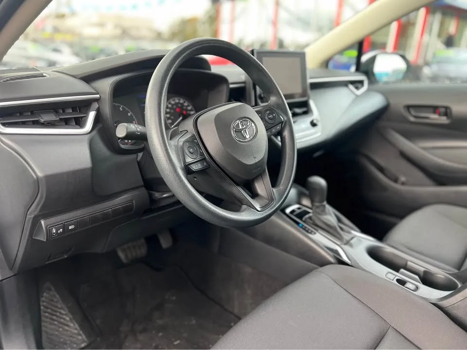 2023 Toyota Corolla image indicator(7)