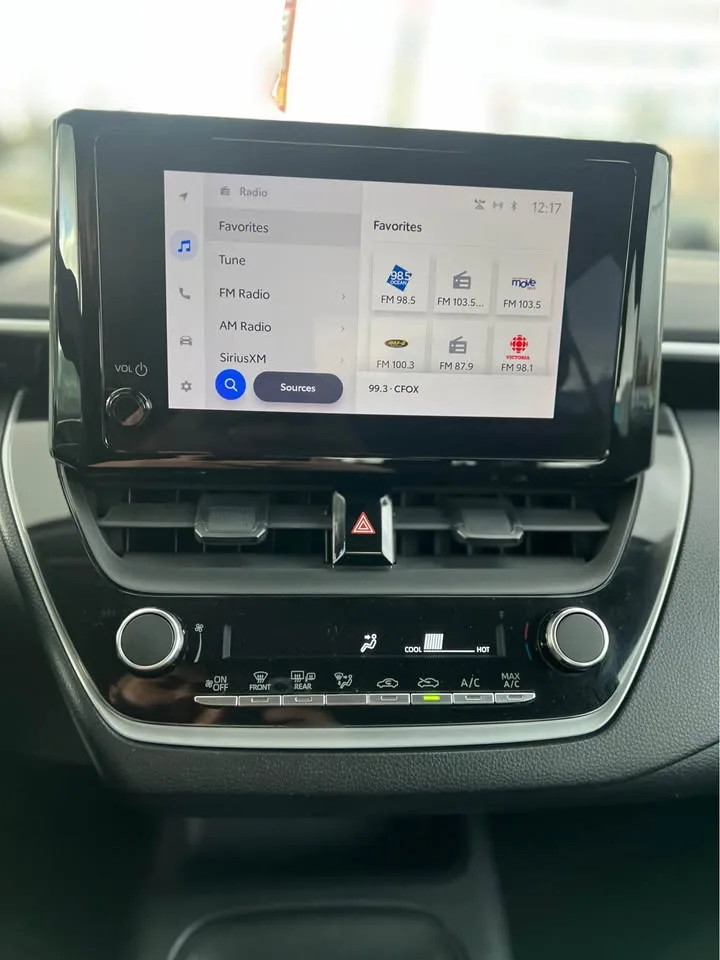 2023 Toyota Corolla image indicator(8)