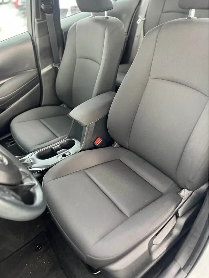 2023 Toyota Corolla image indicator(10)