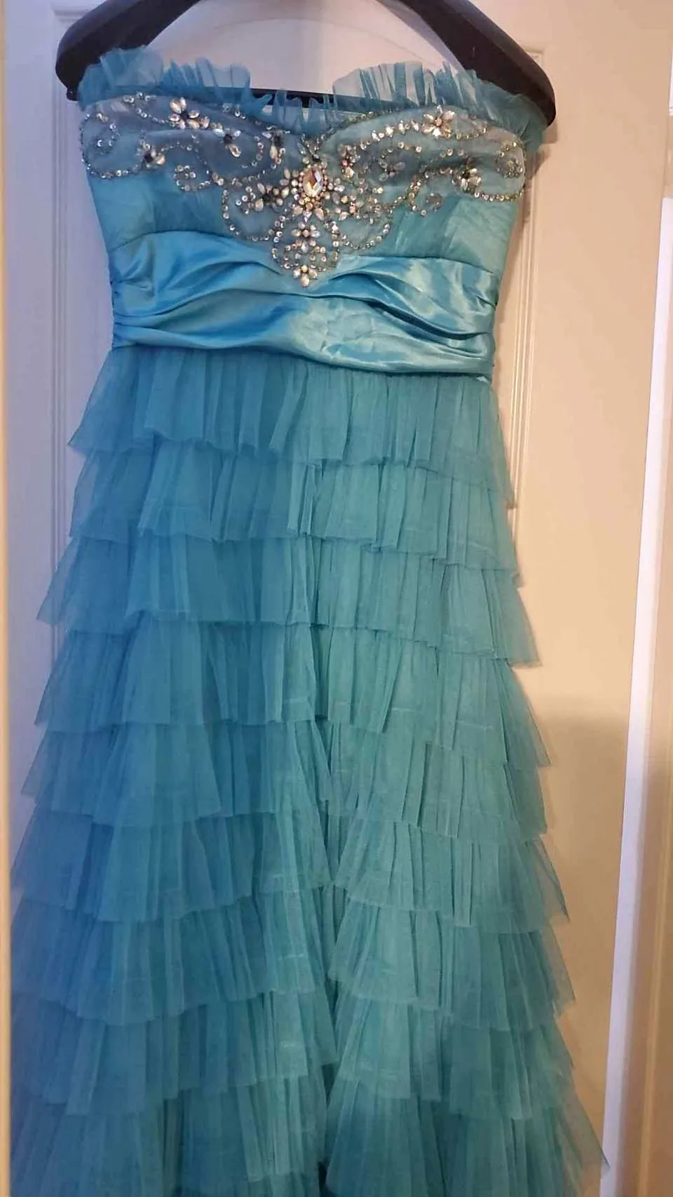 Wonderful light blue evening dress thumbnail