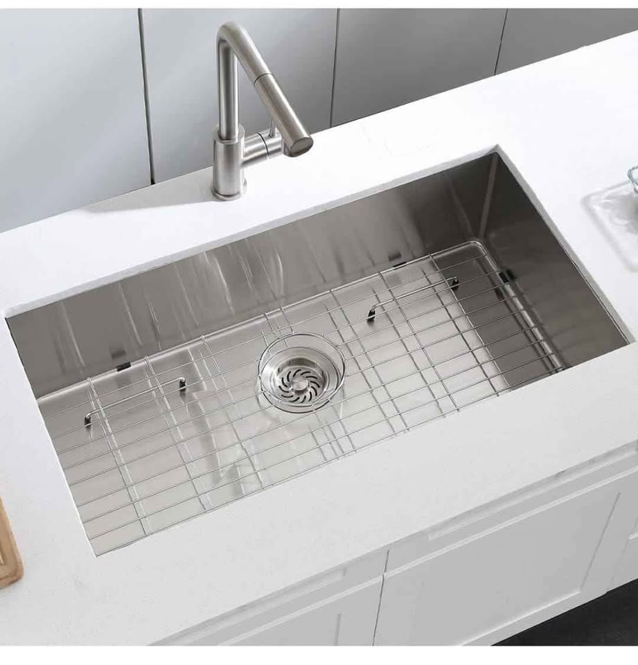 32" Undermount Stainless Steel Kitchen Sink - photo 5