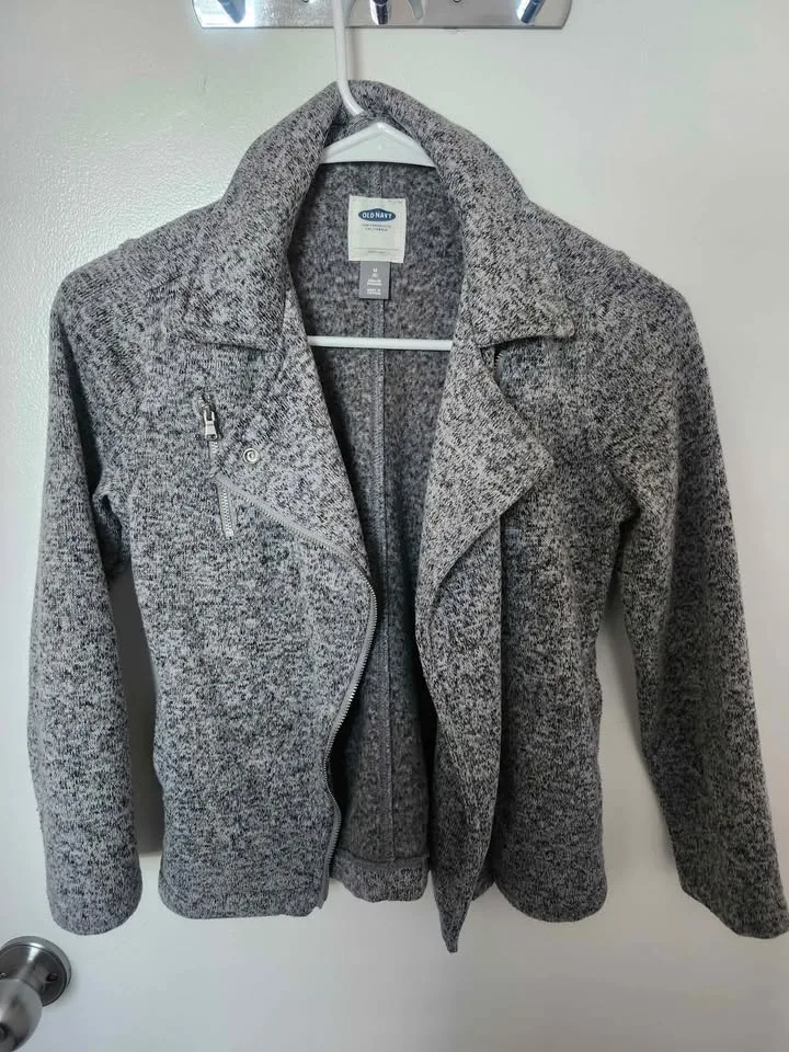 🧥 OLD NAVY Gray Zip-Up Jacket - $5! image indicator(2)