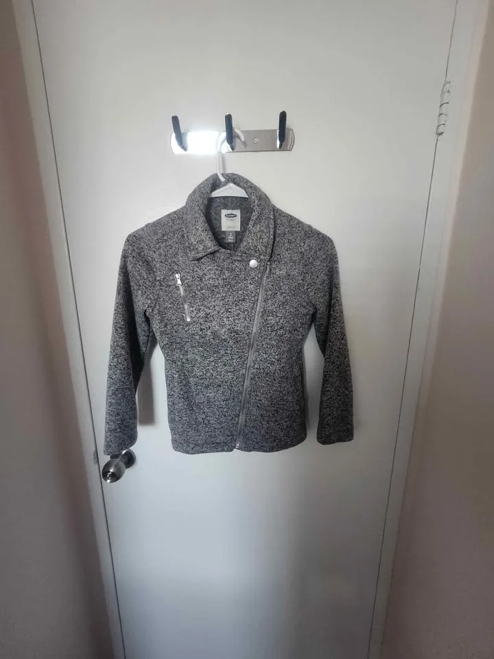 🧥 OLD NAVY Gray Zip-Up Jacket - $5! image indicator(3)