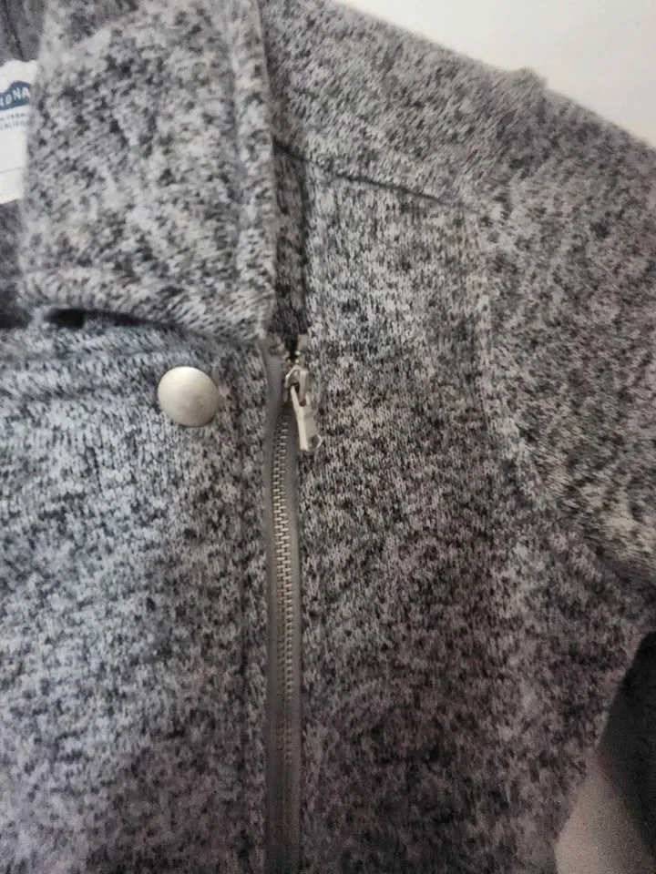 🧥 OLD NAVY Gray Zip-Up Jacket - $5! image indicator(4)