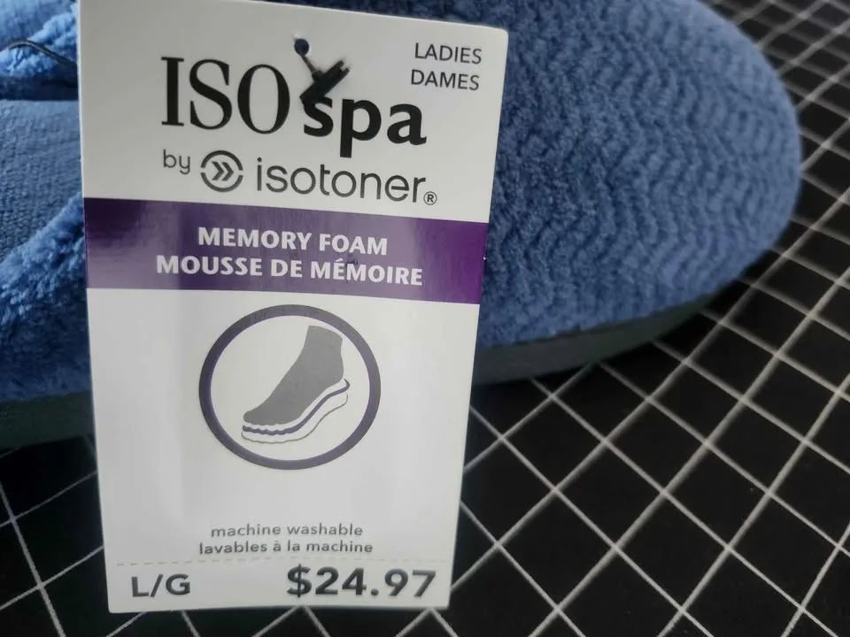 ISOspa by Isotoner Ladies' Slippers image indicator(4)