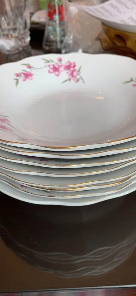 Ceramic Dishes 8” set of 8 image indicator(2)