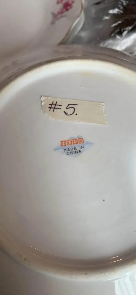 Ceramic Dishes 8” set of 8 image indicator(3)