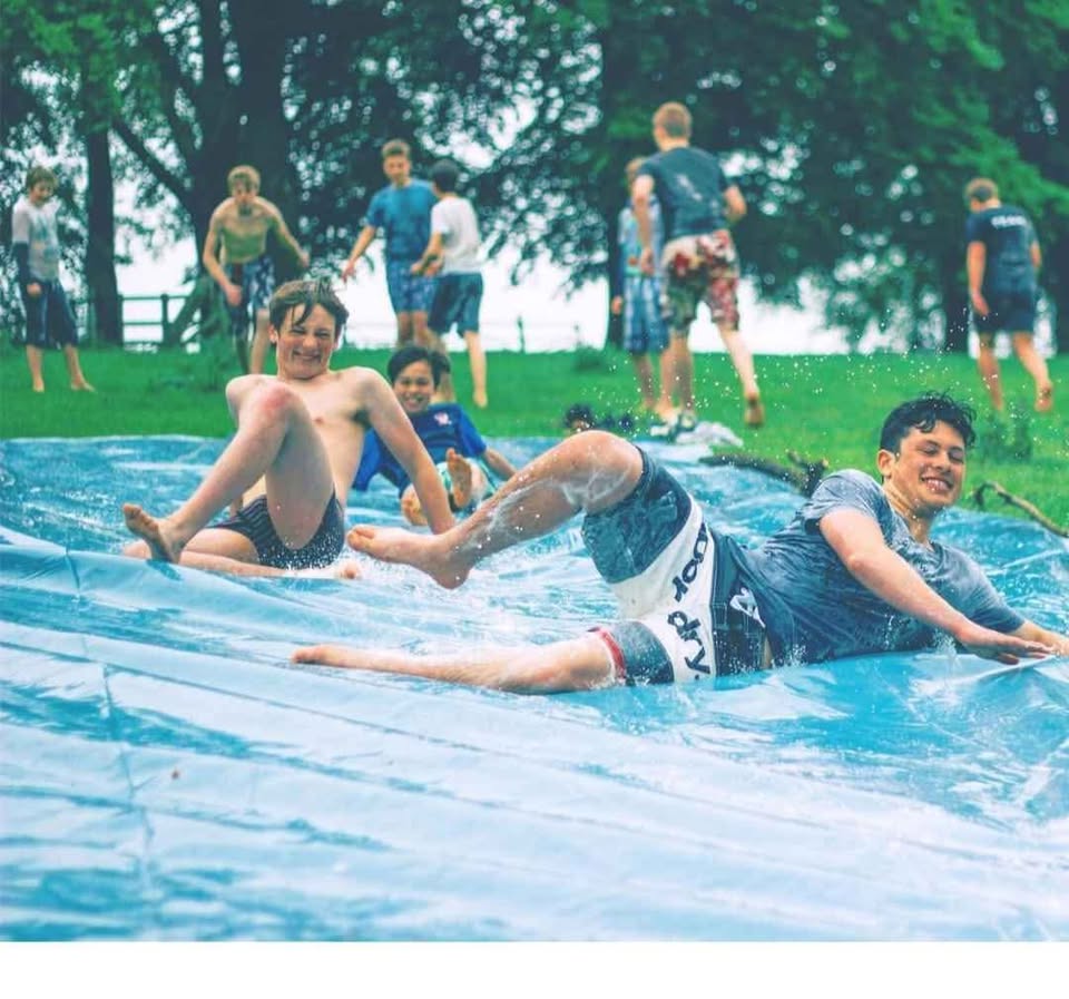 Gnimihz 90ft Slip and Slide with 2 Bodyboards - photo 2